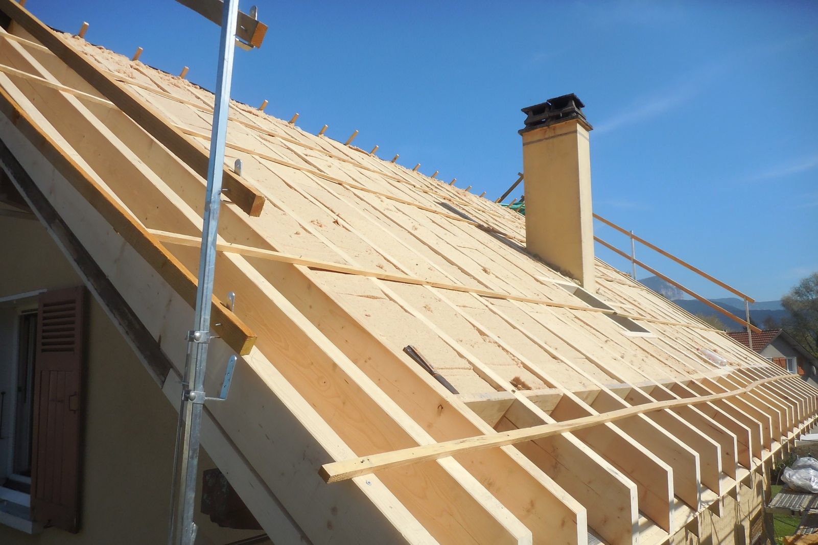 Réfection d'une toiture d'une maison dans les Bauges